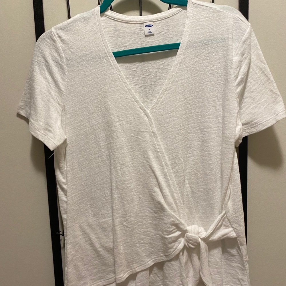 Basic Tops - Picture 5 of 7